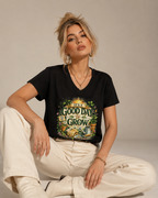 Women’s relaxed v-neck t-shirt